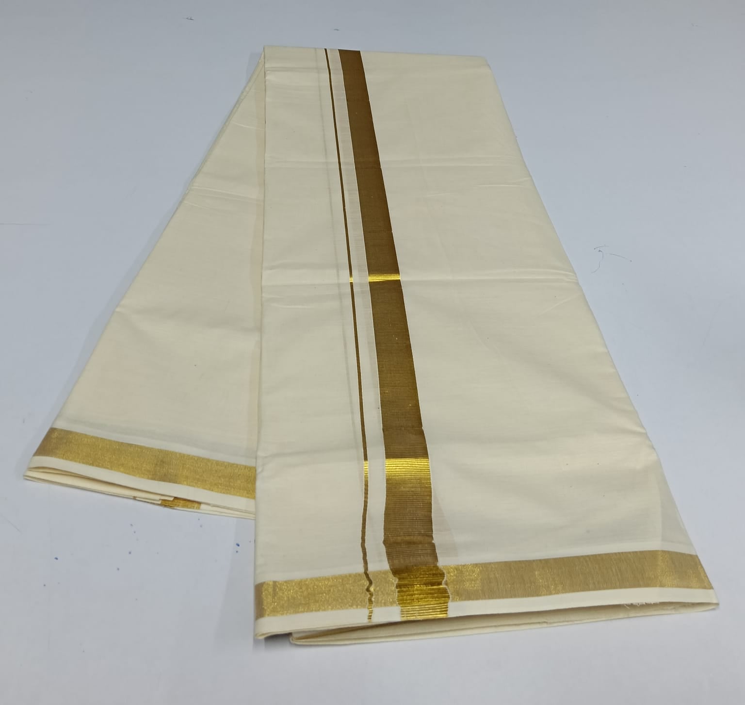 8-MULAM-027 - 8 mlm - 100 Counts Premium Dhotis
