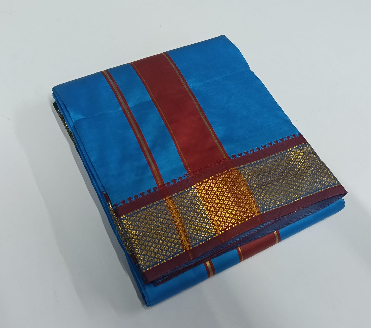 AP03 - 3 inch - Karishma Pattu 9+5 VESTI