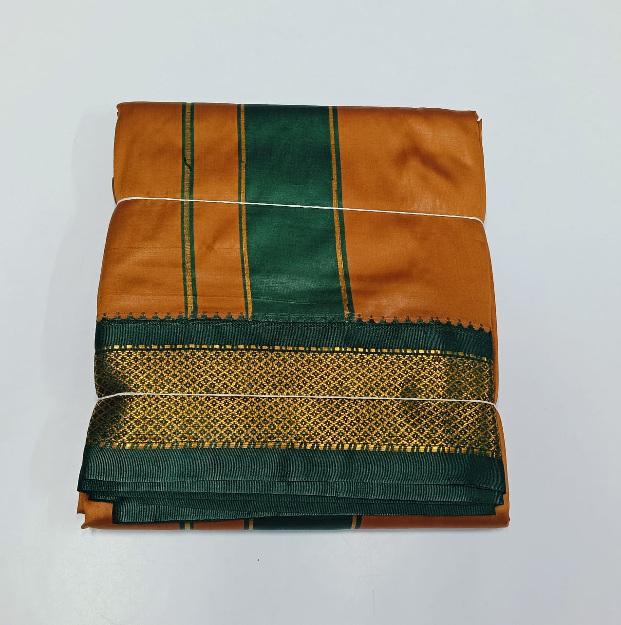 AP03 - 3 inch - Karishma Pattu 9+5 VESTI