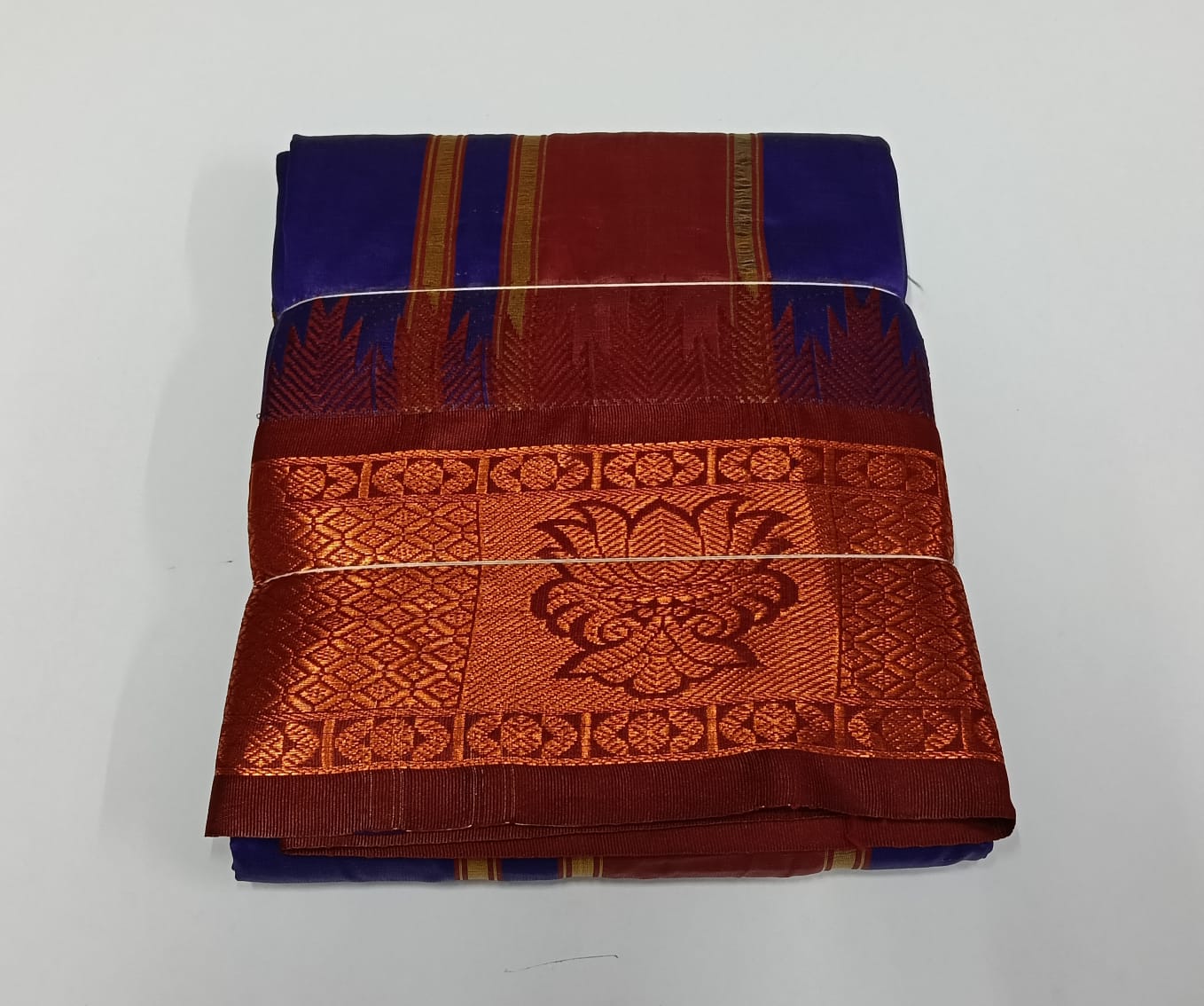 AP05 - 5 inch - Karishma Pattu Jaquard