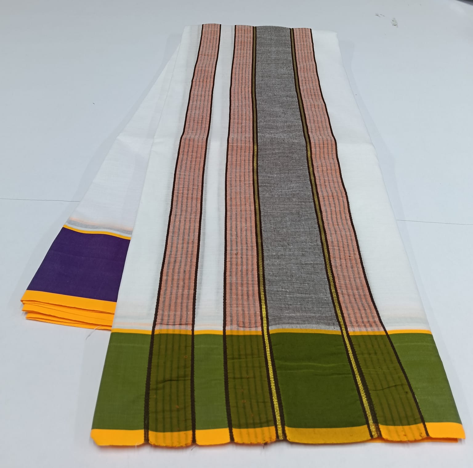 Km_06 - 4 inch - Namadhari - Vaishnava Yellow Line Border