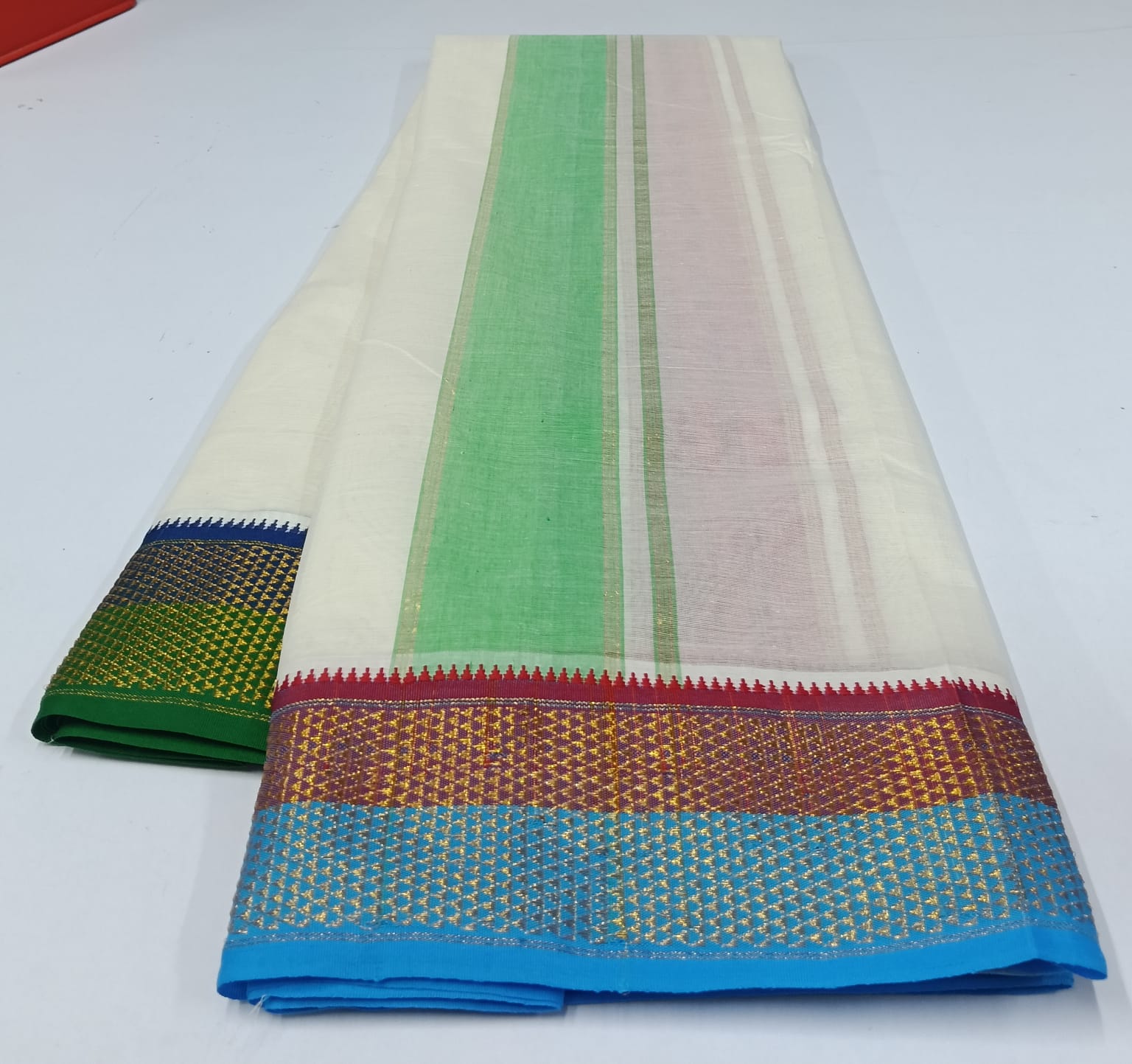 MayilKan_Border_27 - 4 inch - 3 inch