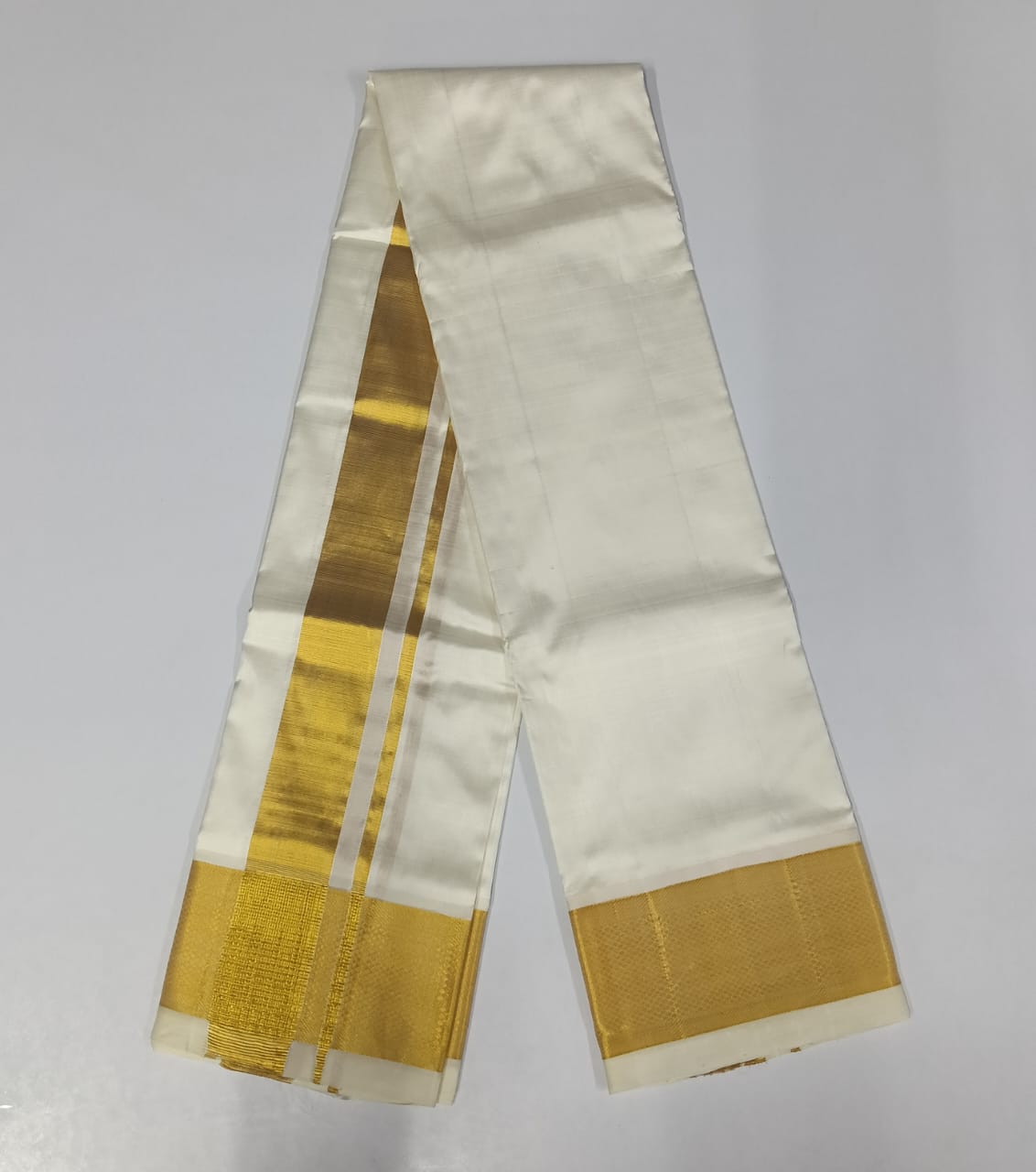 PURE-SILK-AND-HANDLOOM-DHOTIS-0012-8 Mullam
