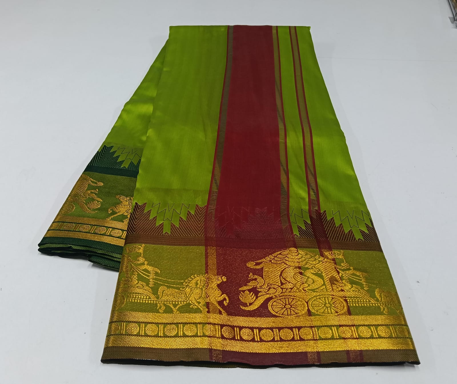 AP08 - 7 inch - Arts silk